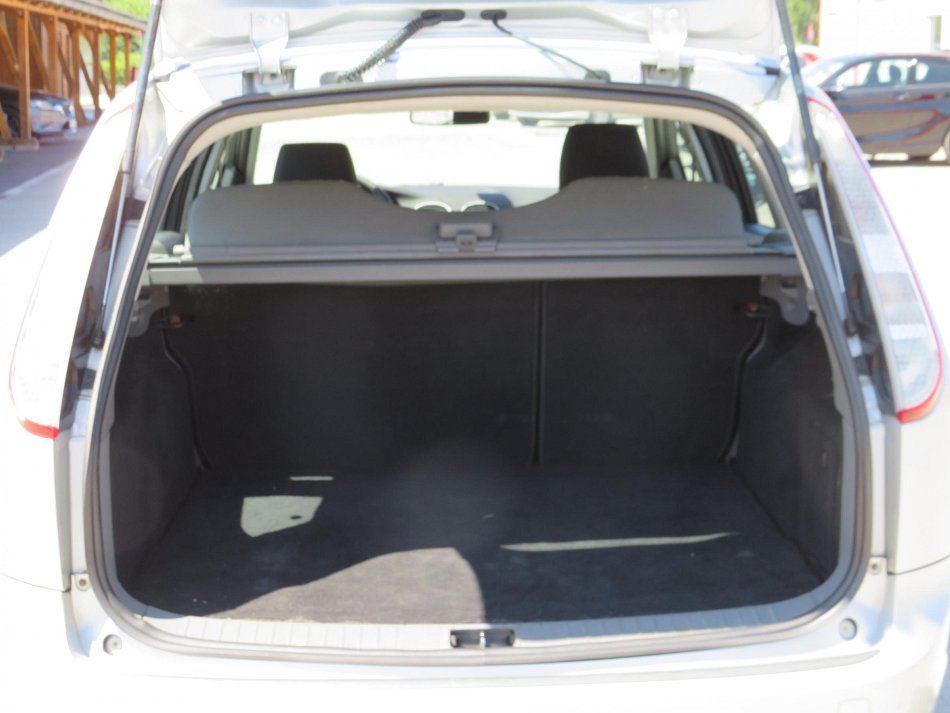 Ford Focus 1.6i 