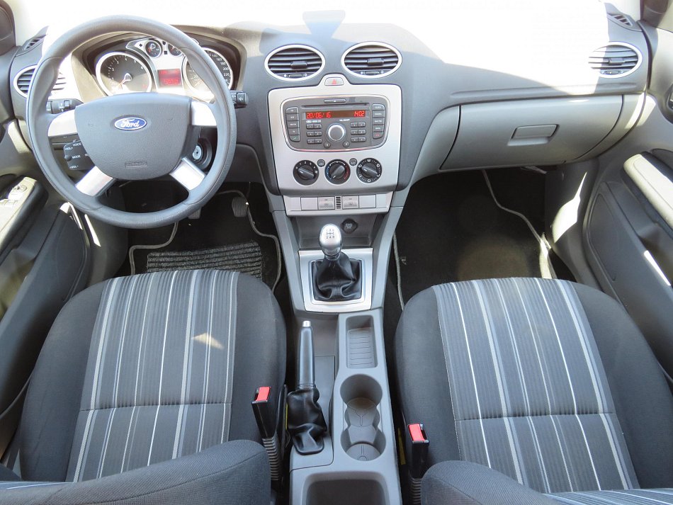Ford Focus 1.6i 