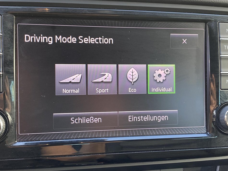 Škoda Octavia III 2.0 TDi RS
