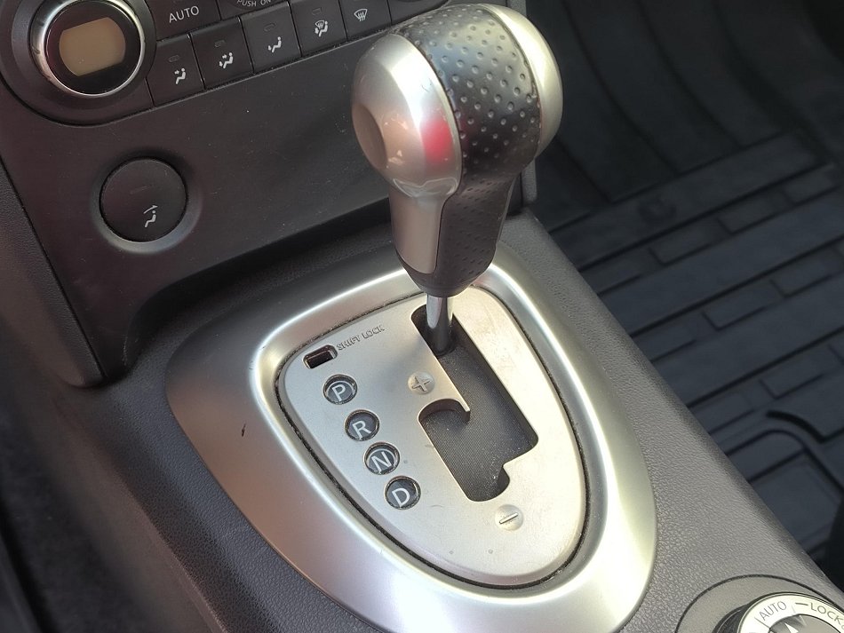 Nissan Qashqai 2.0  4x4
