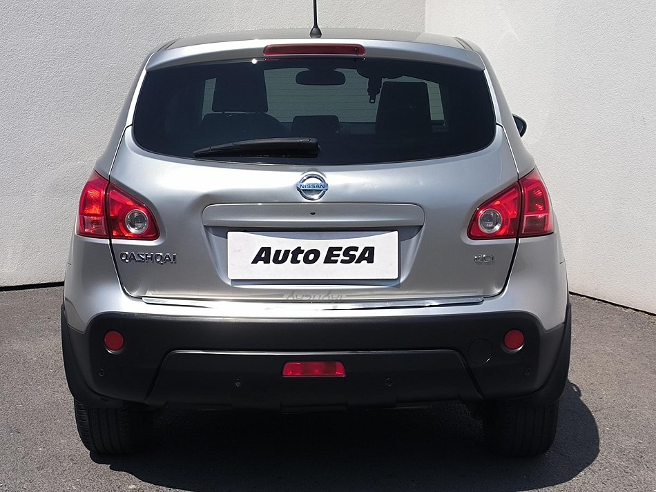 Nissan Qashqai 2.0  4x4