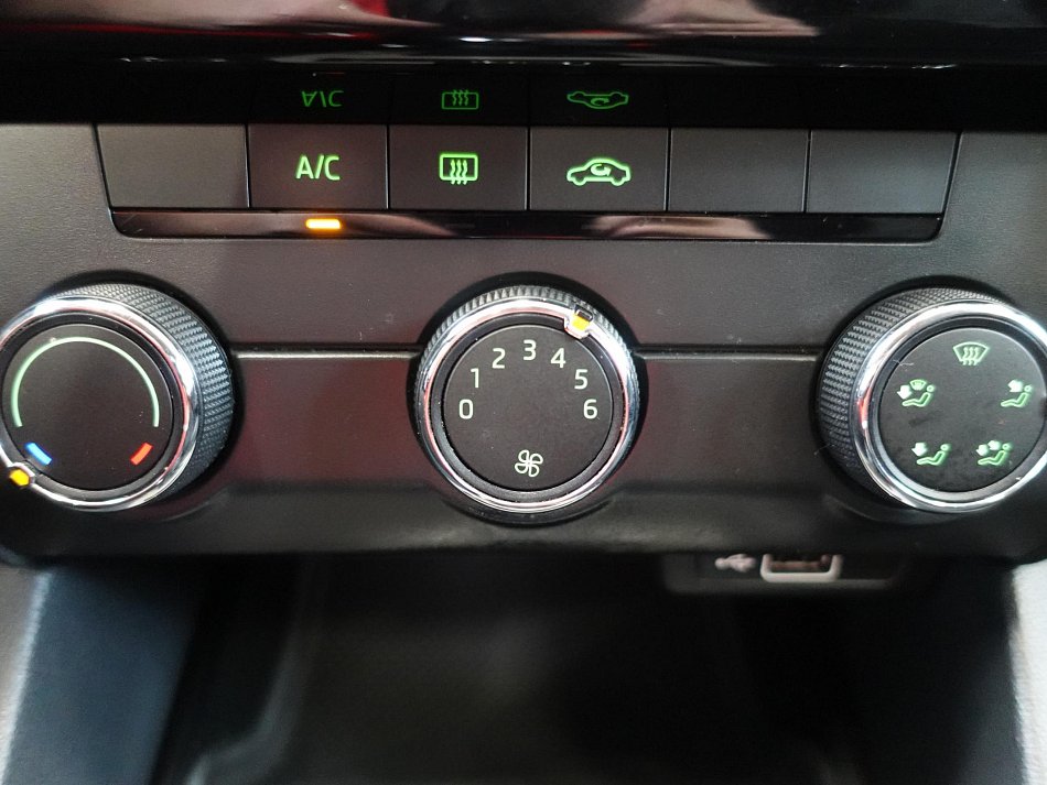 Škoda Octavia III 2.0TSi  4x4