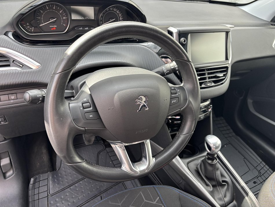 Peugeot 2008 1.2 PT Style