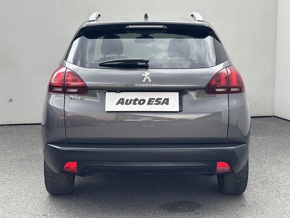 Peugeot 2008 1.2 PT Style
