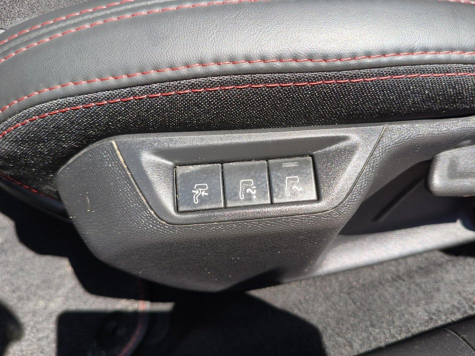 Peugeot 308 2.0 HDi GT Line