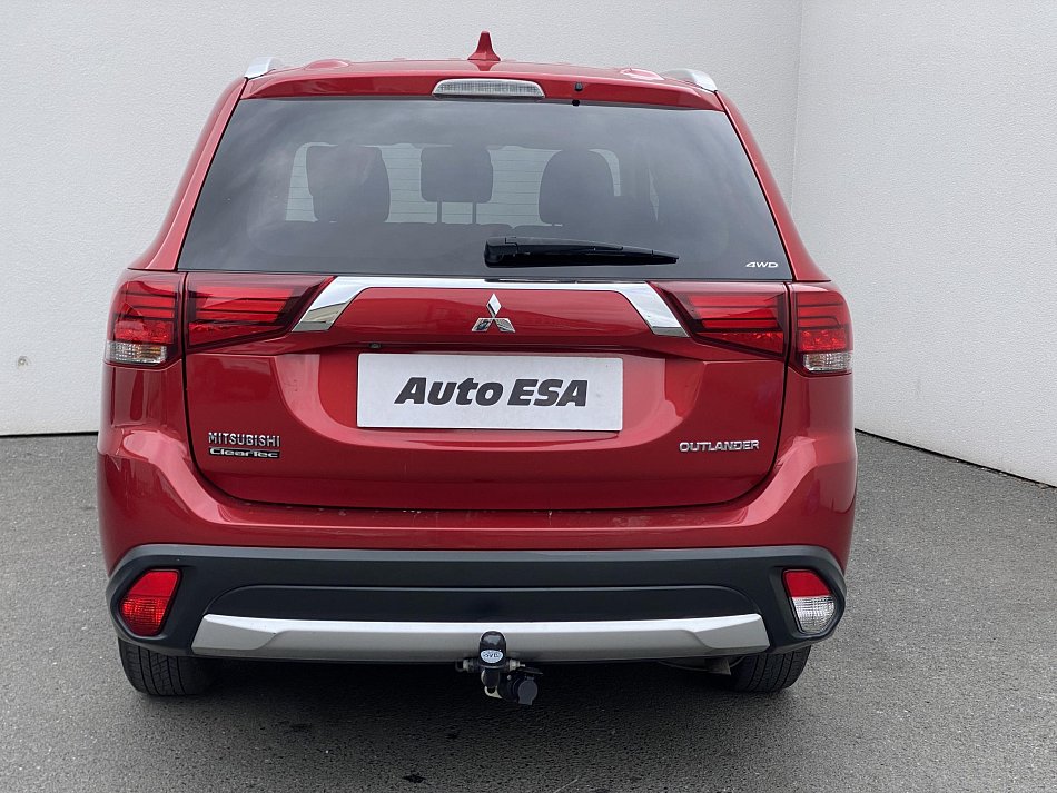 Mitsubishi Outlander 2.0 MIVEC  4x4