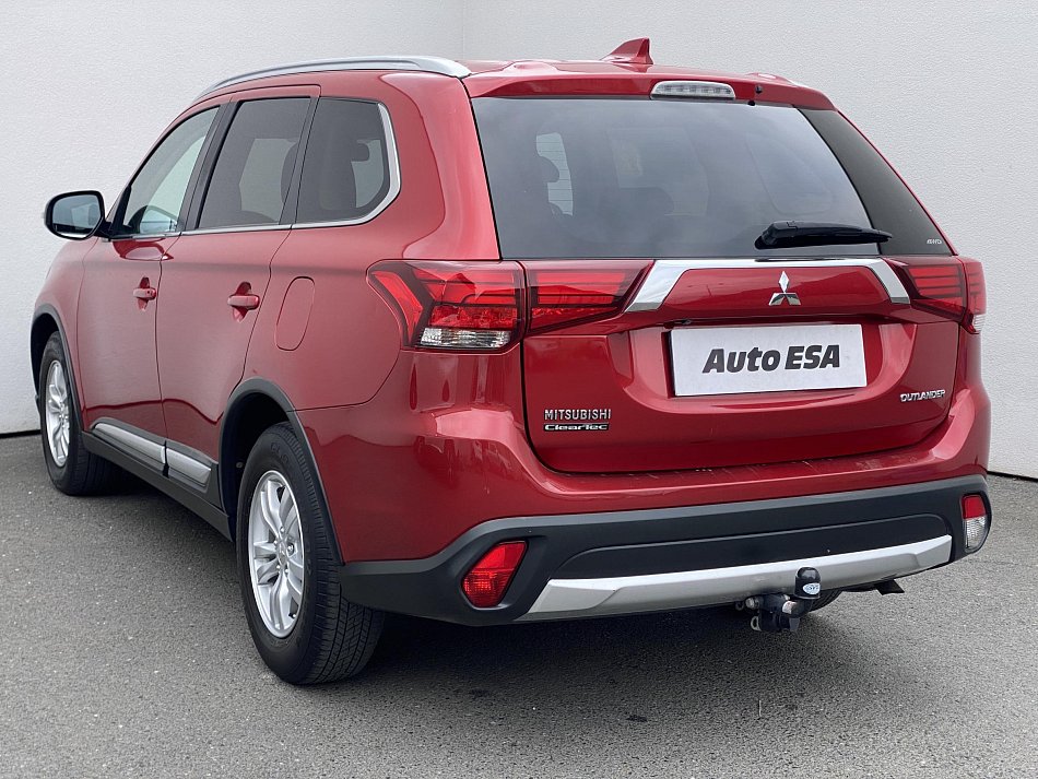 Mitsubishi Outlander 2.0 MIVEC  4x4