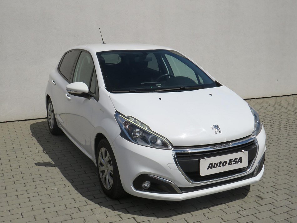 Peugeot 208 1.2 