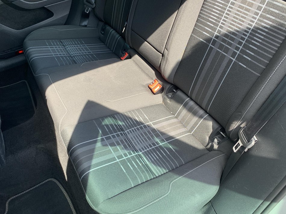 Volkswagen Golf 1.6 TDi Lounge