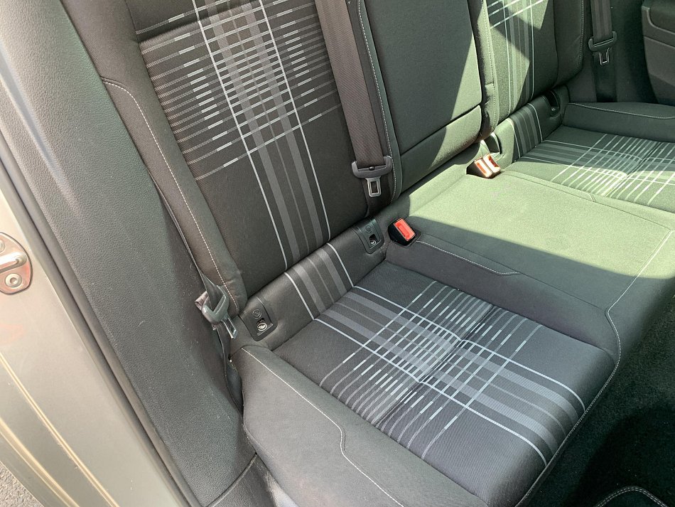 Volkswagen Golf 1.6 TDi Lounge