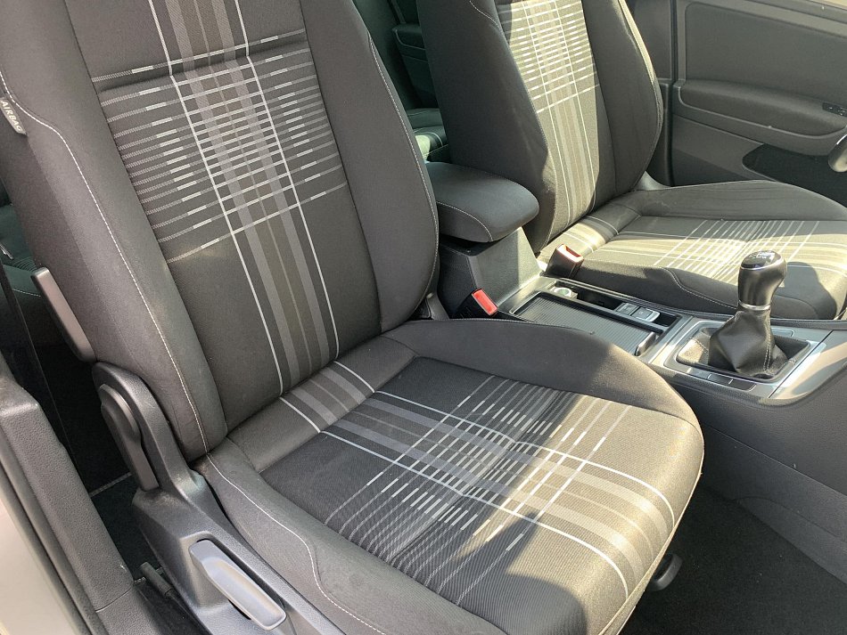Volkswagen Golf 1.6 TDi Lounge