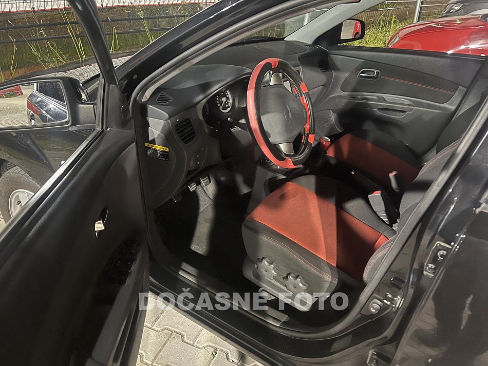 Kia Rio 1.6i 