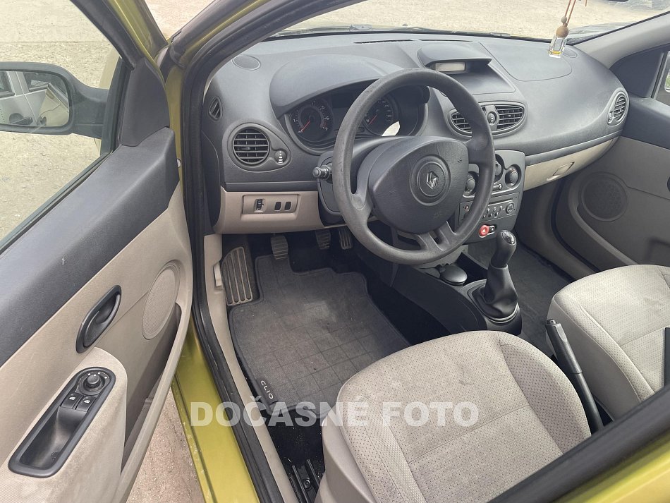Renault Clio 1.4i 