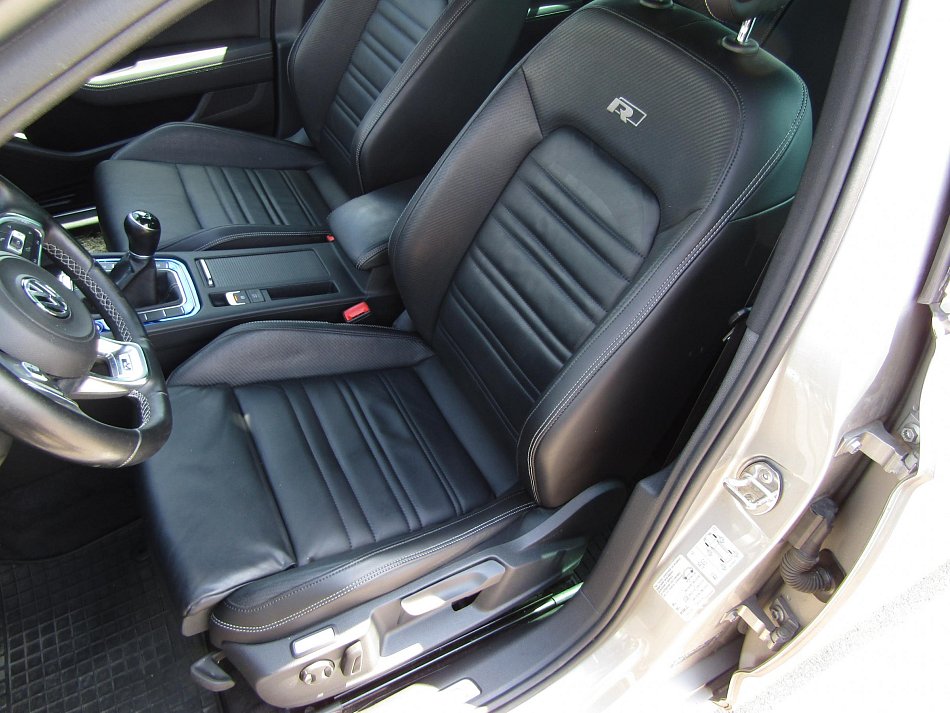 Volkswagen Passat 2.0TDi Highline