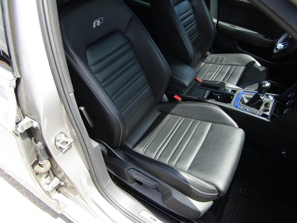 Volkswagen Passat 2.0TDi Highline
