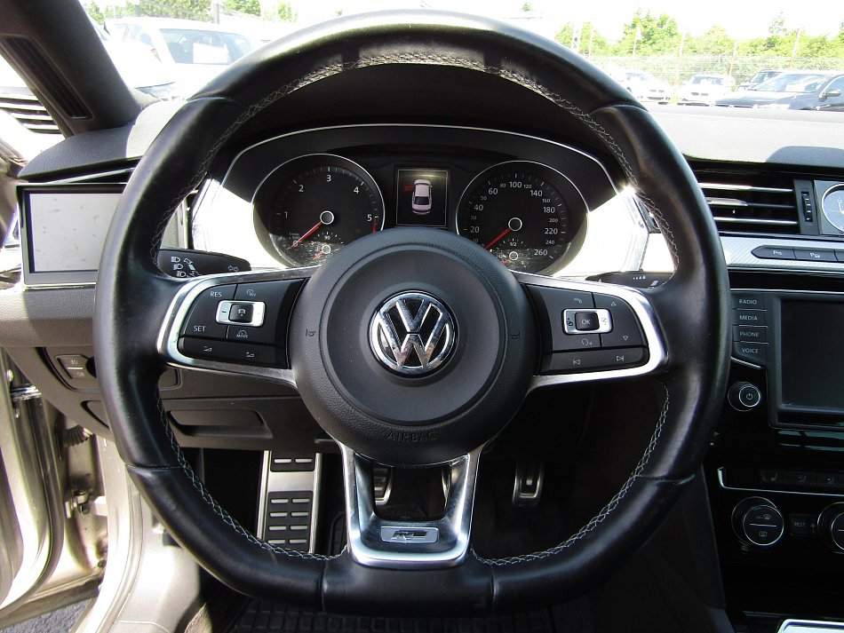 Volkswagen Passat 2.0TDi Highline