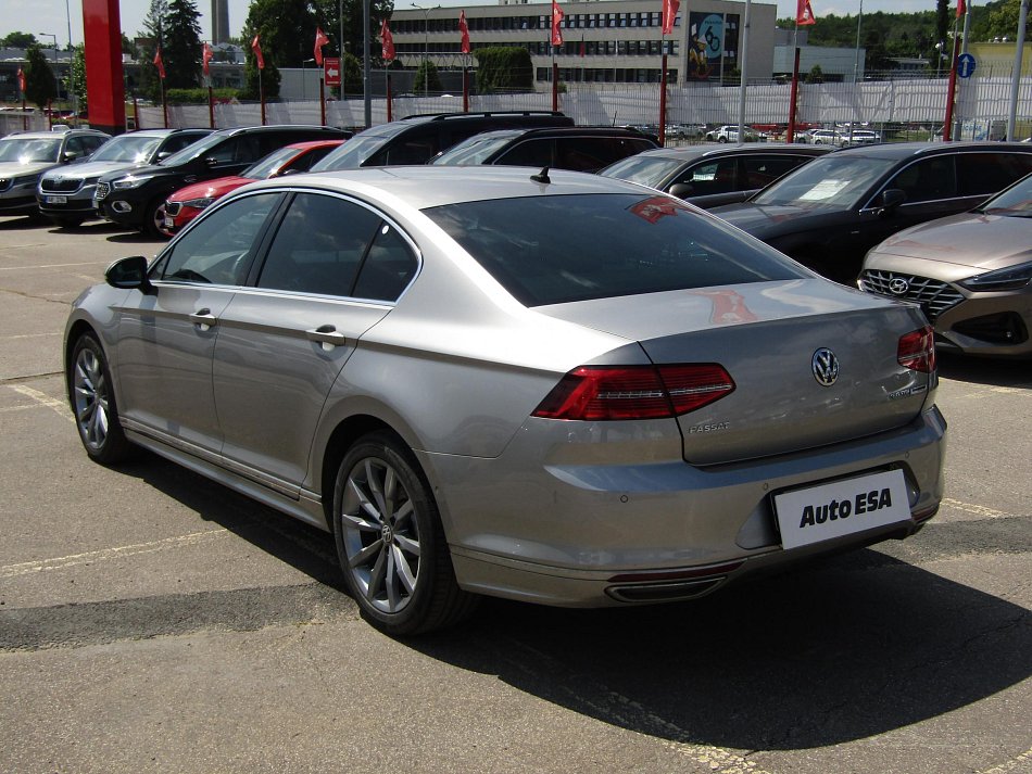 Volkswagen Passat 2.0TDi Highline