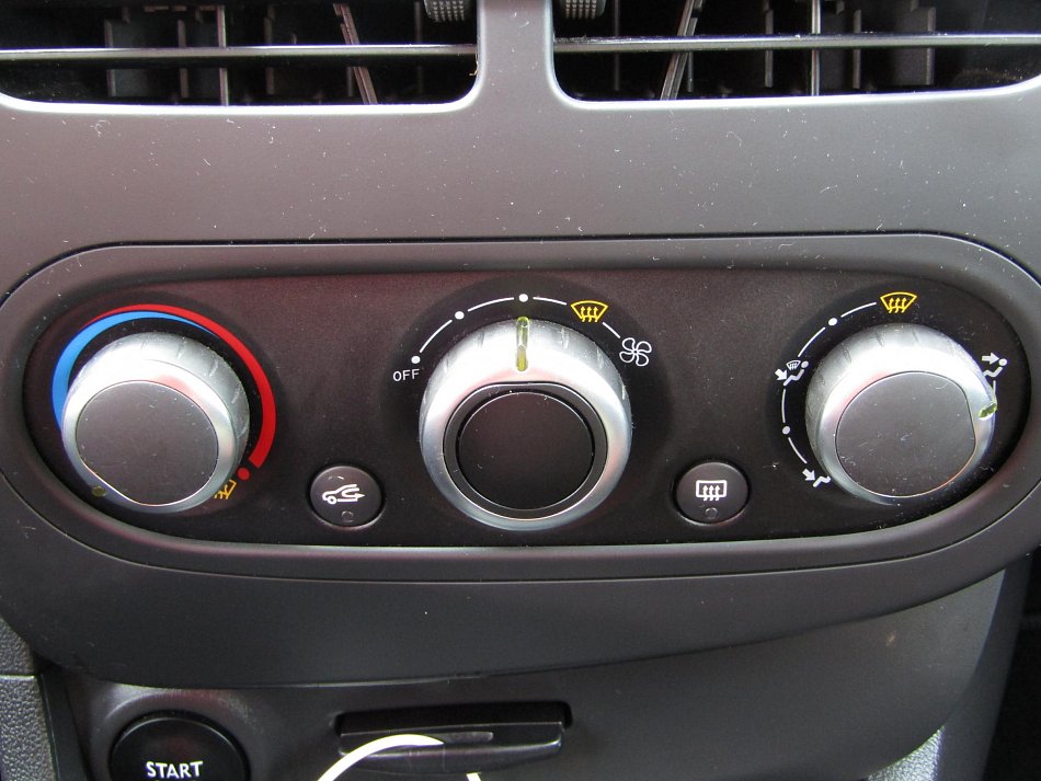 Renault Clio 1.2 i 