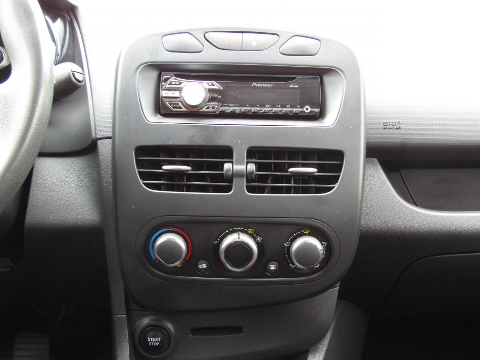 Renault Clio 1.2 i 