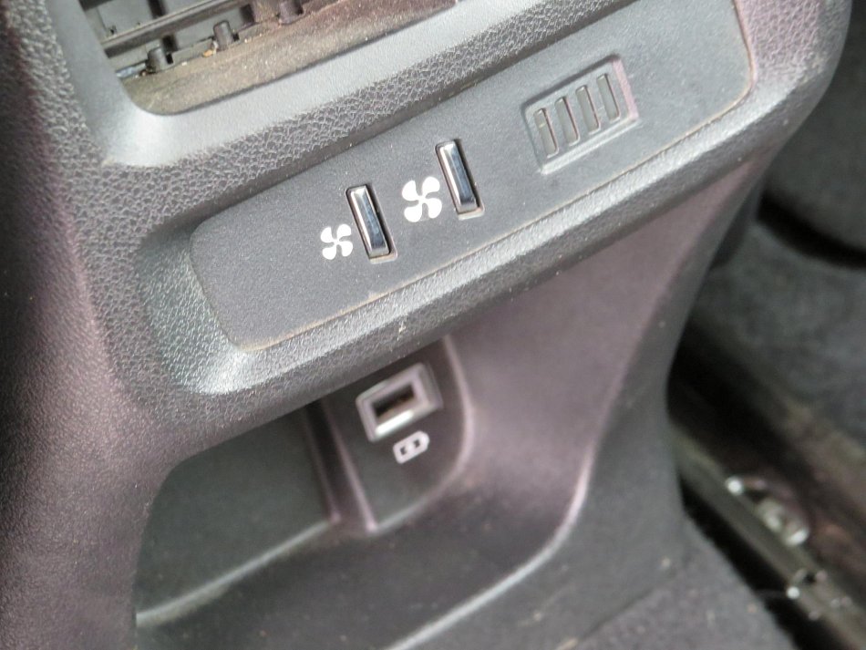 Peugeot Rifter 1.6HDi  MAXi XL