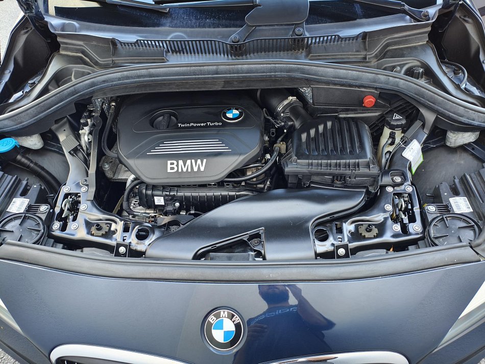 BMW Řada 2 1.5 i  218i