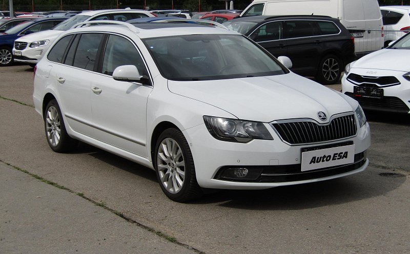 Škoda Superb II 2.0TDi Elegance