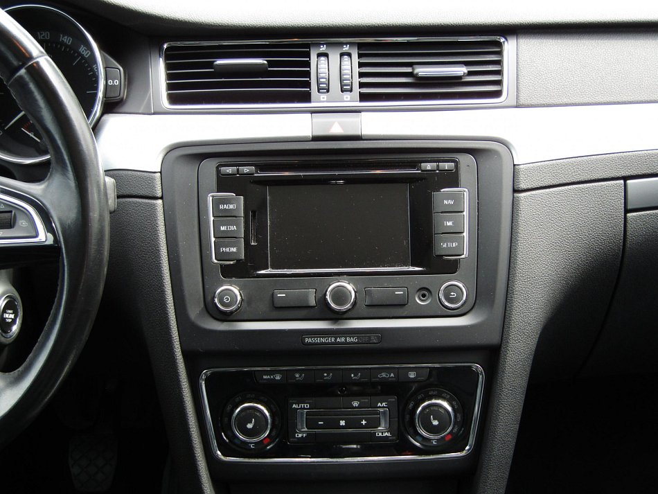 Škoda Superb II 2.0TDi Elegance
