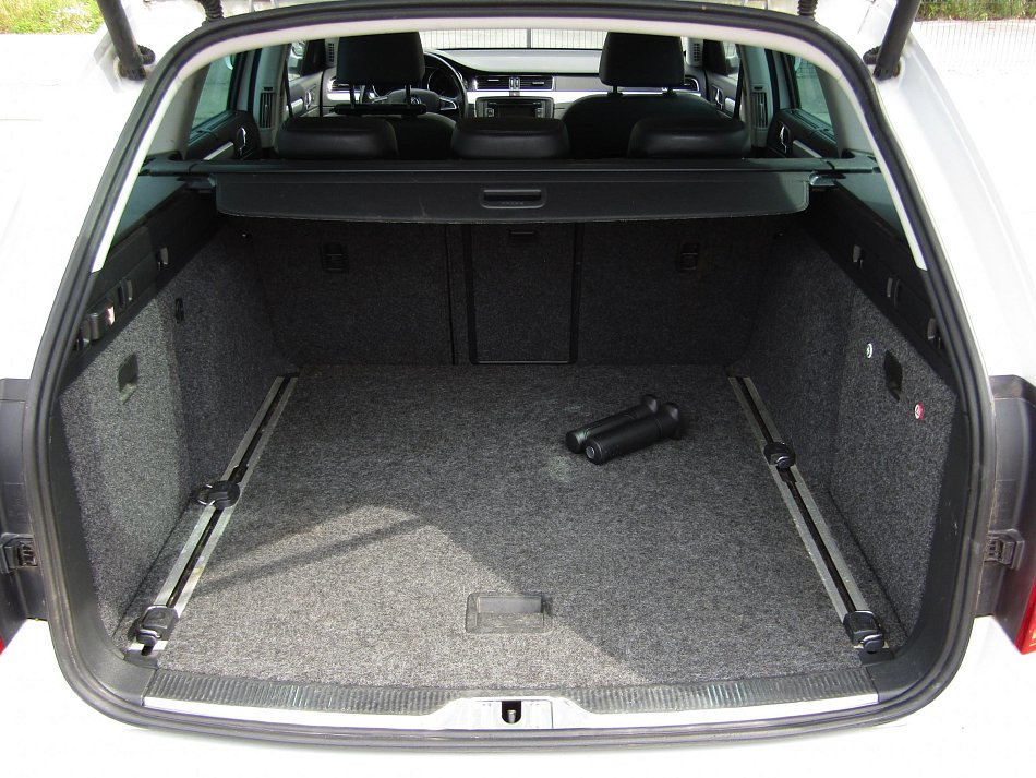 Škoda Superb II 2.0TDi Elegance