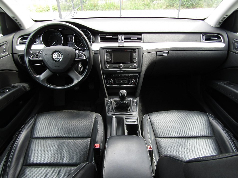 Škoda Superb II 2.0TDi Elegance