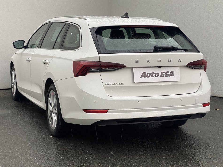 Škoda Octavia IV 1.5 TSi Style