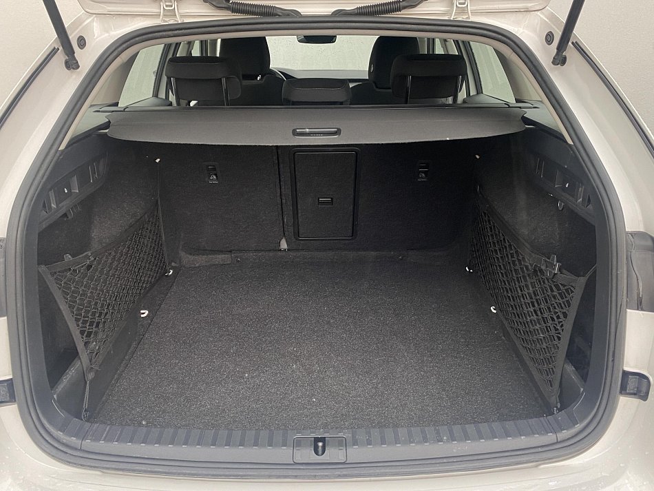 Škoda Octavia IV 1.5 TSi Style