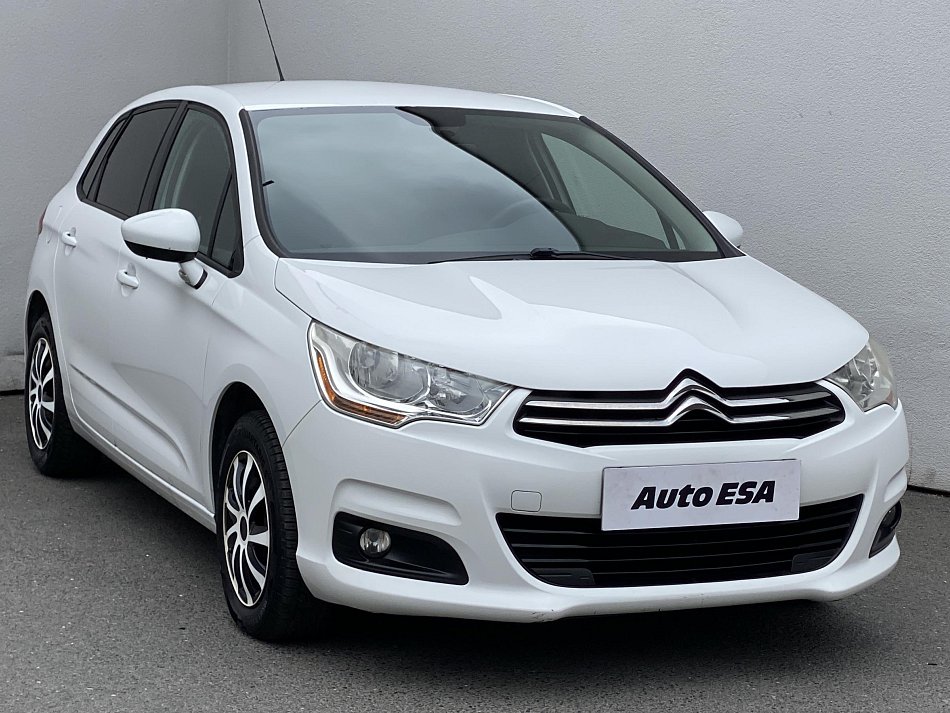 Citroën C4 1.4i 