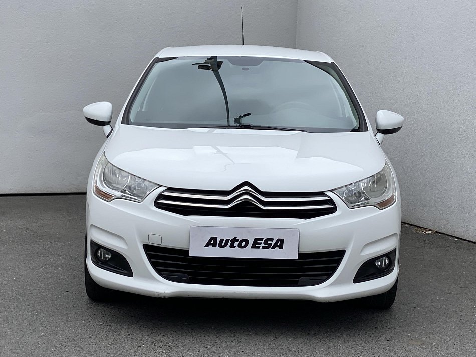 Citroën C4 1.4i 