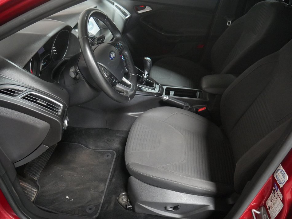 Ford Focus 1.5EB 