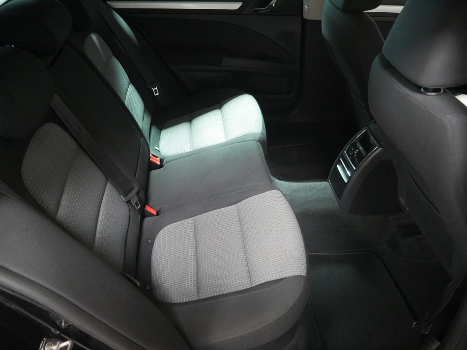 Škoda Superb II 2.0 TDi Ambition