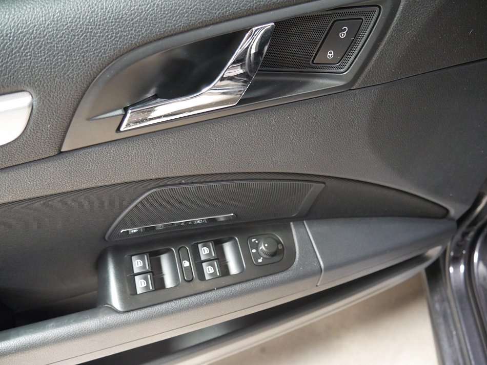 Škoda Superb II 2.0 TDi Ambition